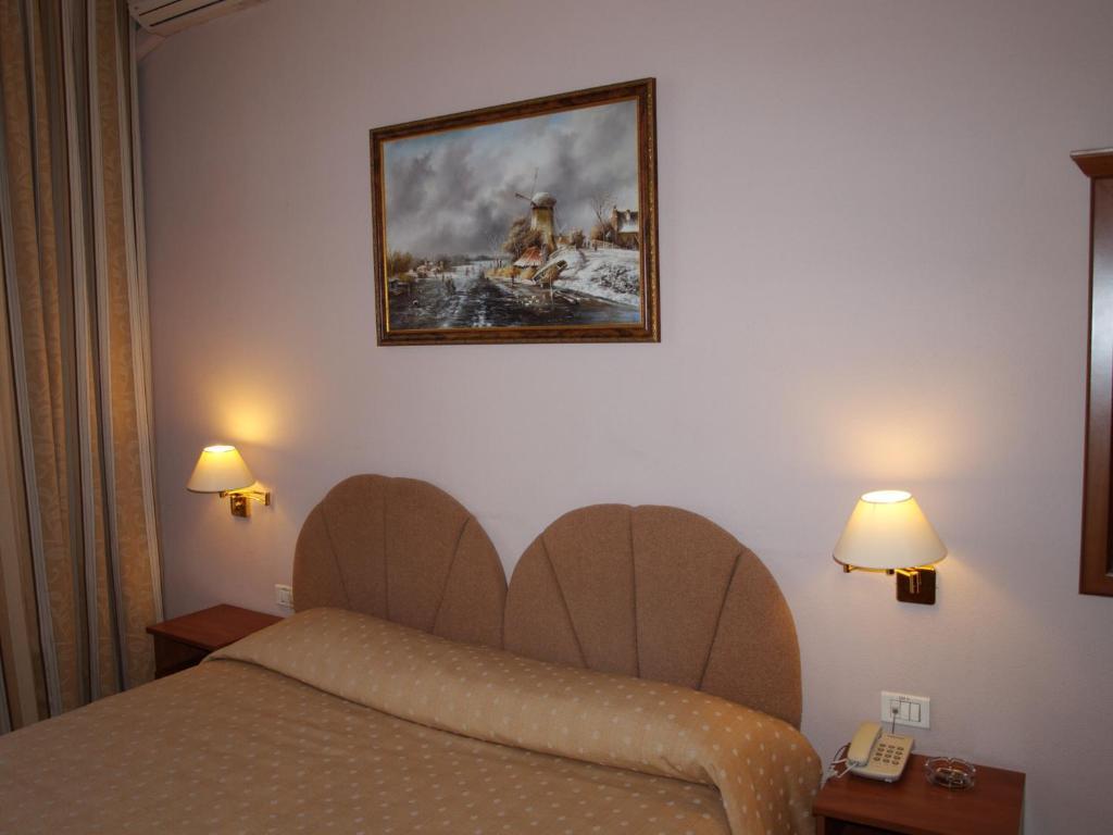Domus Hotel-1 Kijów Zewnętrze zdjęcie