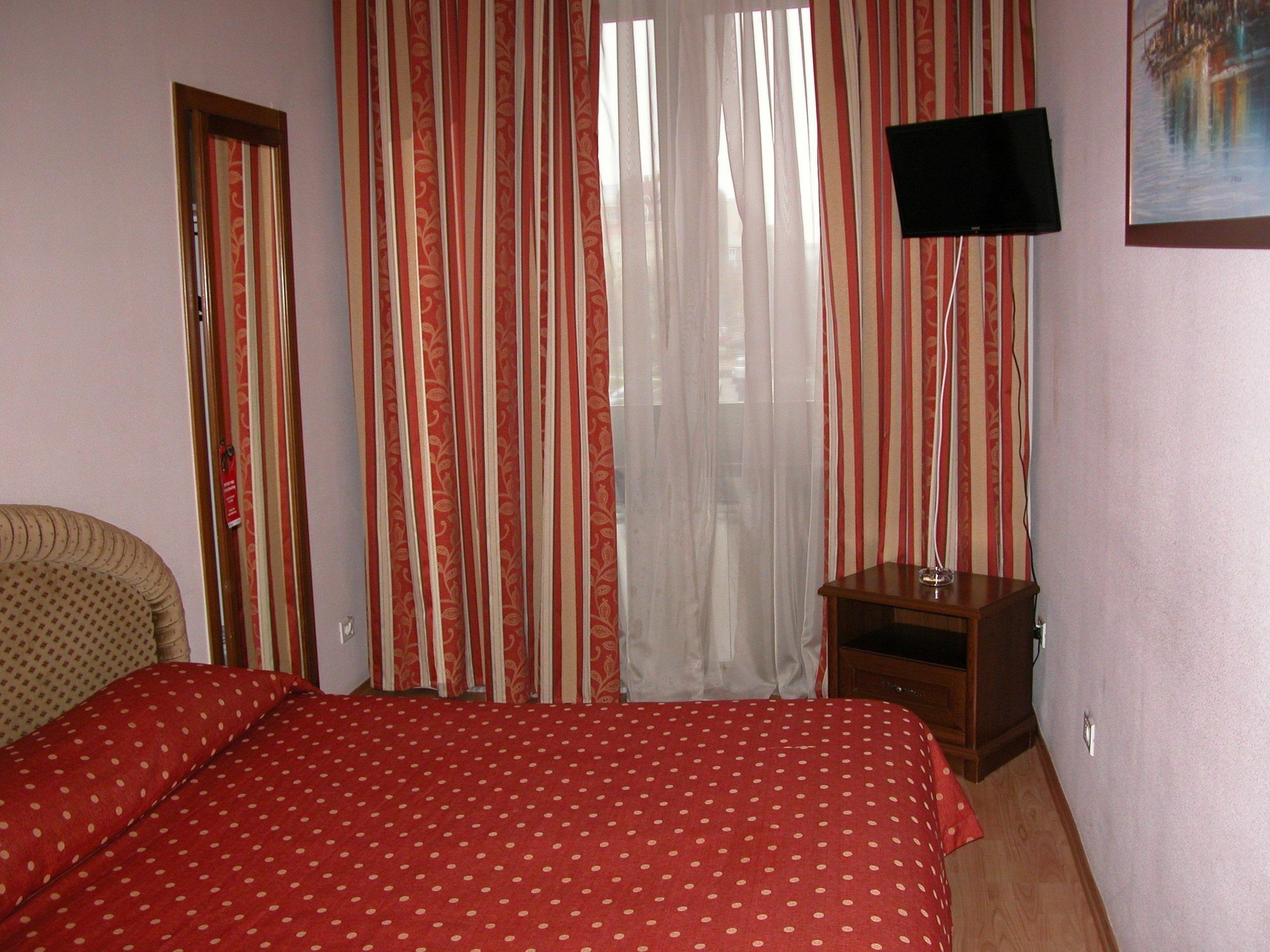 Domus Hotel-1 Kijów Zewnętrze zdjęcie