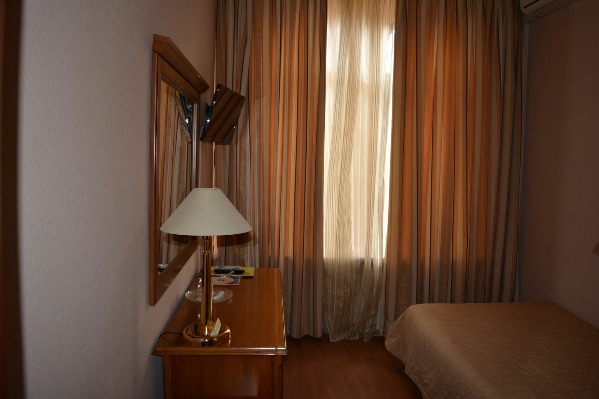 Domus Hotel-1 Kijów Zewnętrze zdjęcie