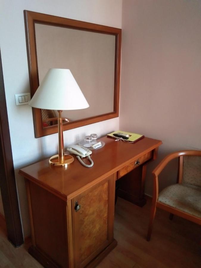 Domus Hotel-1 Kijów Zewnętrze zdjęcie