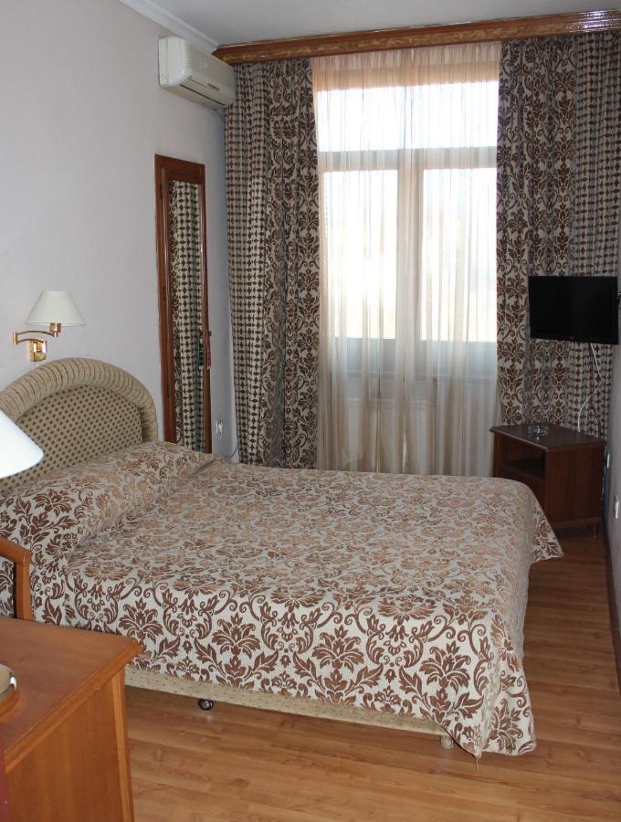 Domus Hotel-1 Kijów Zewnętrze zdjęcie