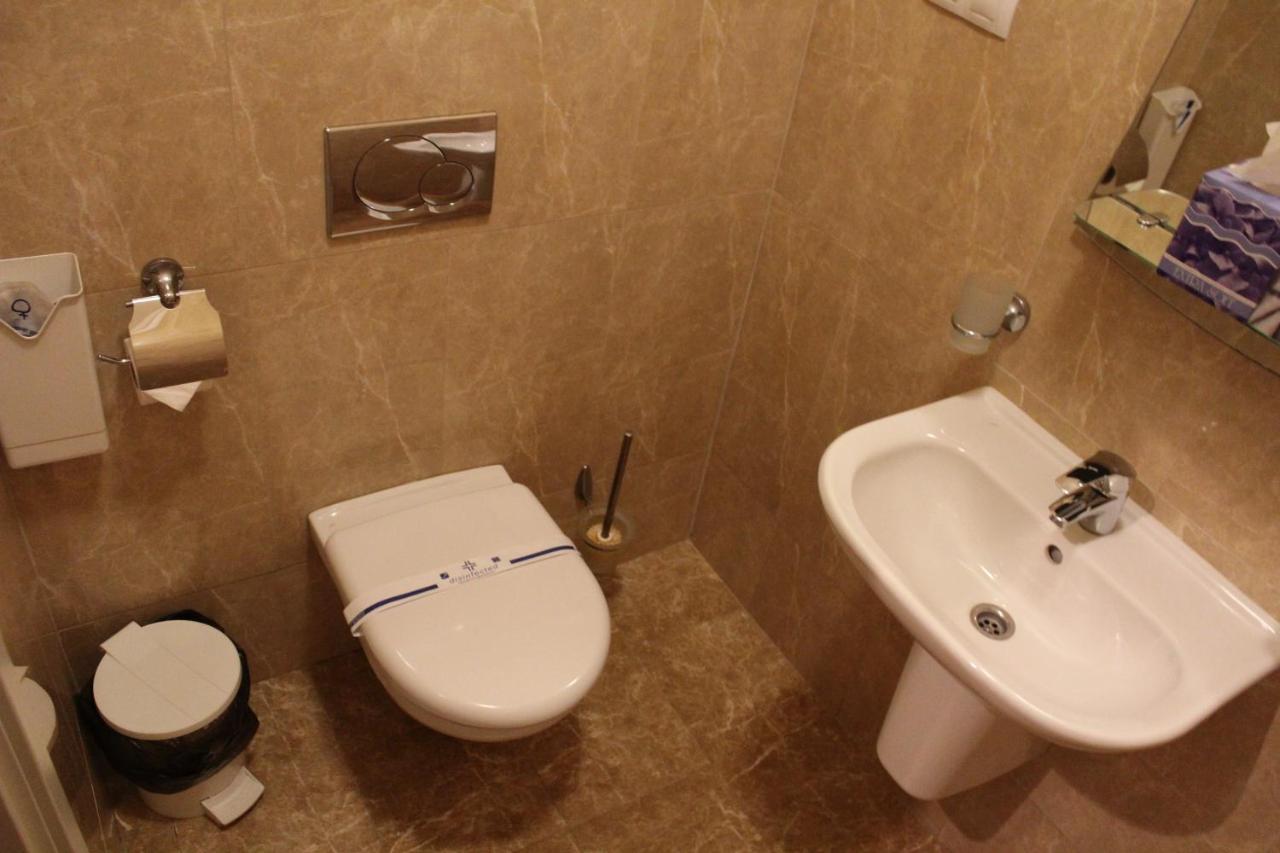 Domus Hotel-1 Kijów Zewnętrze zdjęcie