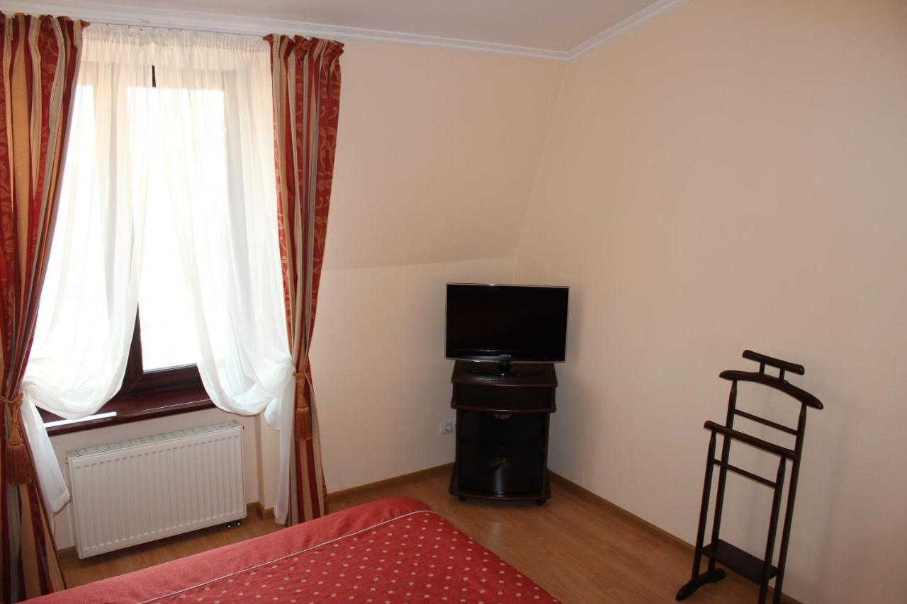 Domus Hotel-1 Kijów Zewnętrze zdjęcie